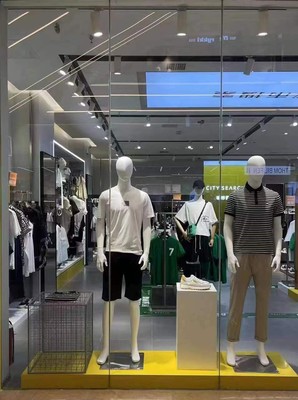 電商時(shí)代下，“城市搜索”男裝實(shí)體零售的逆境生長與日用百貨銷售新路徑